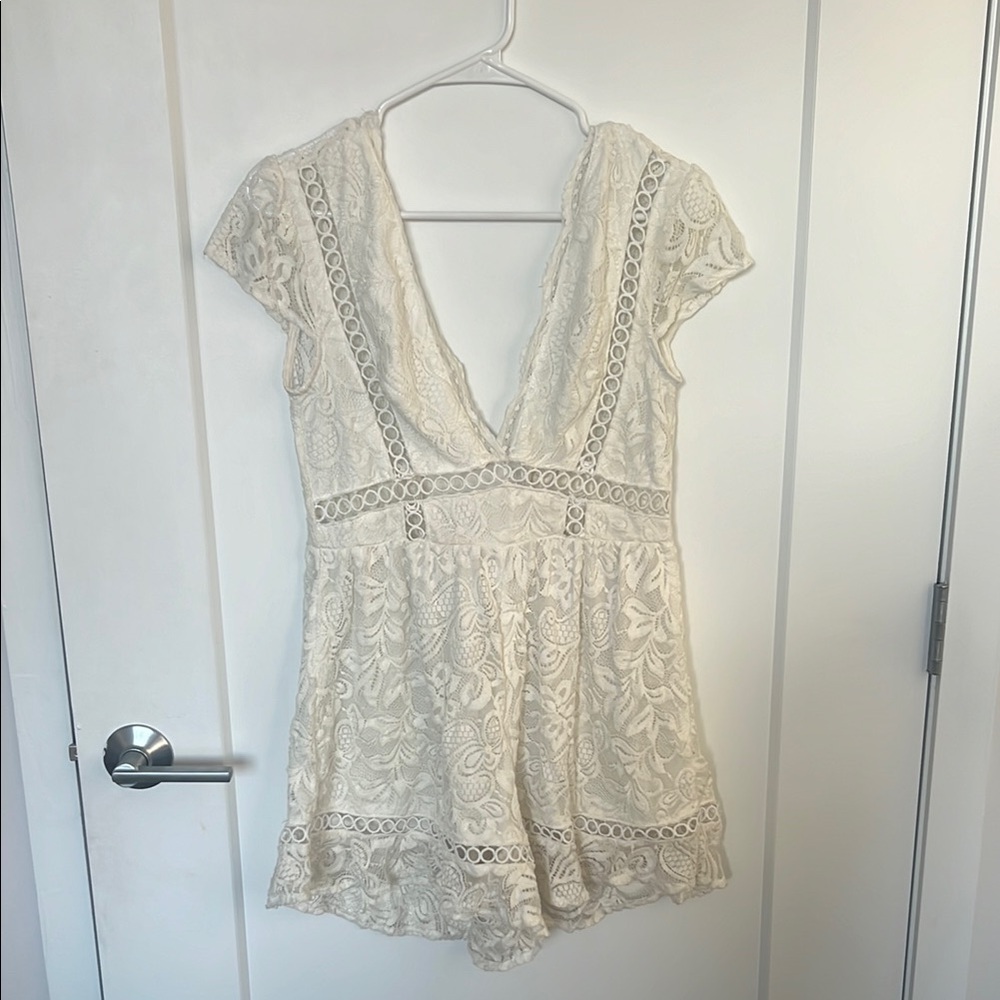 Hello Molly Cream Lace Jumpsuit - Picture 2 of 4